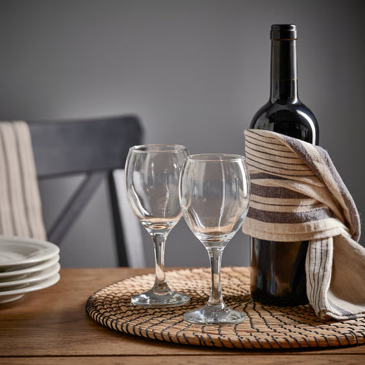 Wine glass, clear glass, 25 cl (8 oz)